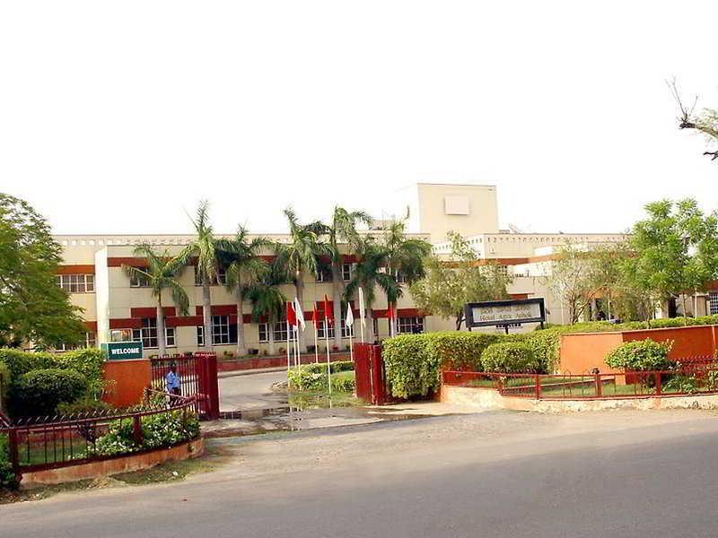 אגרה Hotel Yamuna View מראה חיצוני תמונה