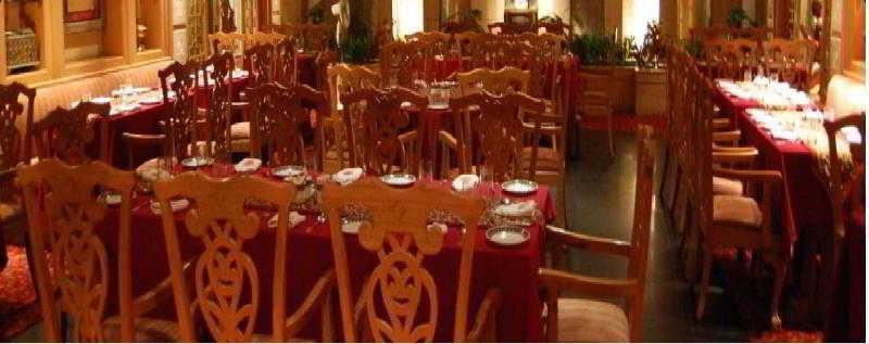 אגרה Hotel Yamuna View מראה חיצוני תמונה