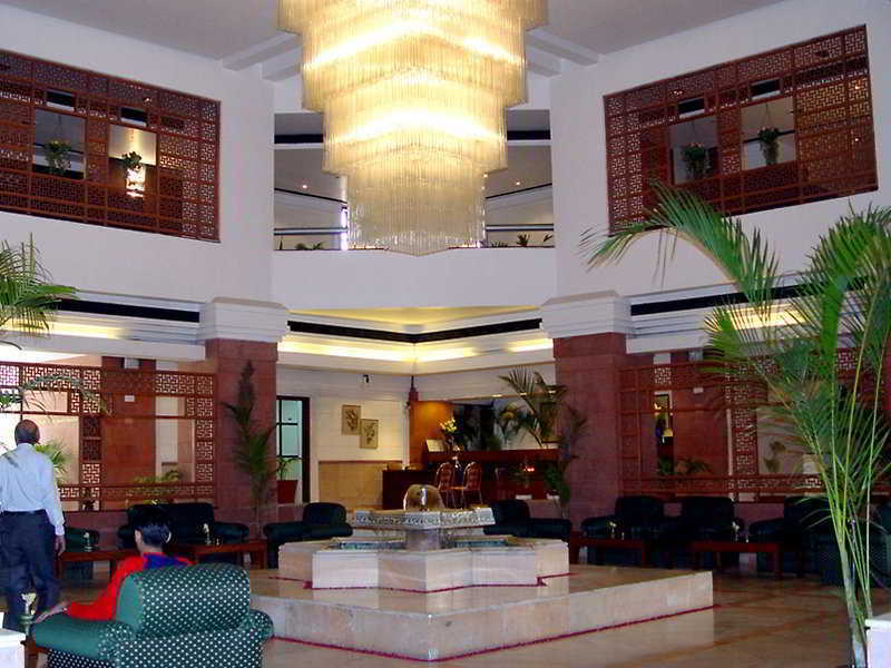 אגרה Hotel Yamuna View מראה חיצוני תמונה